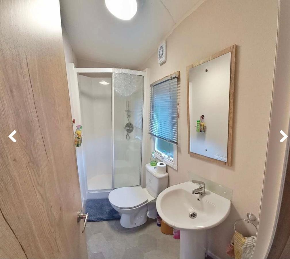 Appleblossom Lodge, Lido Leisure Park, Knaresborough Buitenkant foto